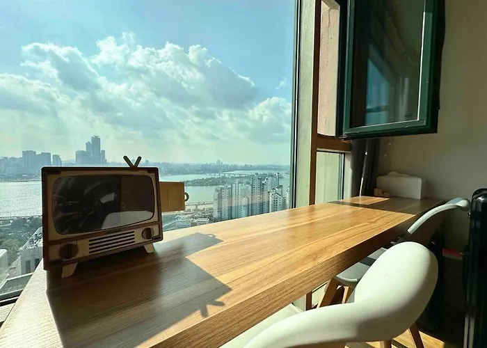 Hip River Yeouido Hondae 首爾