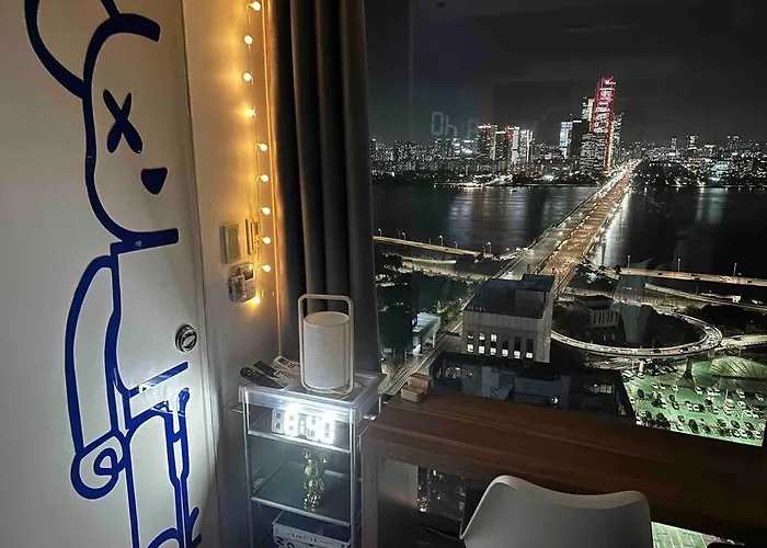 Hip River Yeouido Hondae 公寓 *